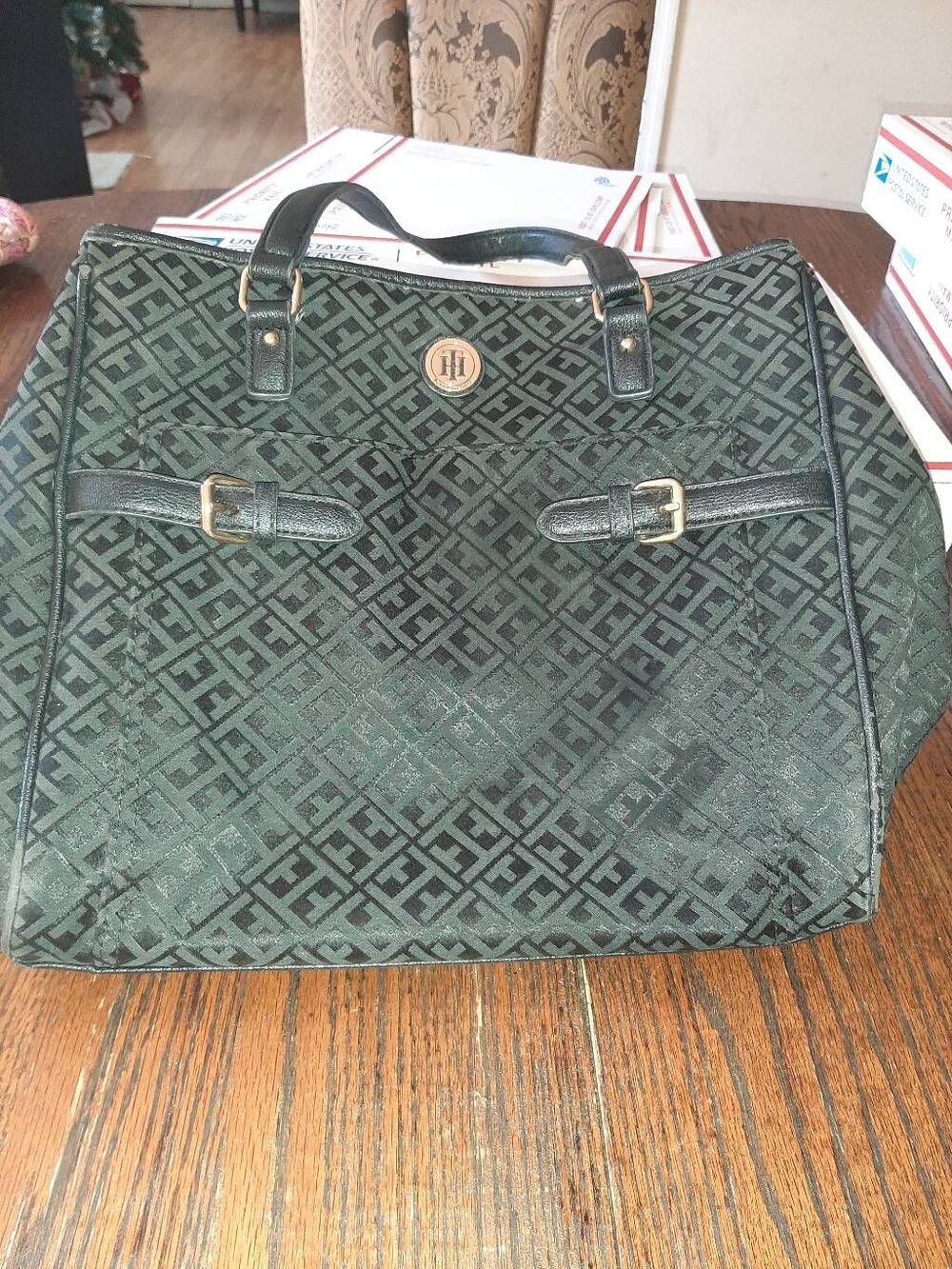 Tommy Hilfiger Black Tote Handbag Purse Bag